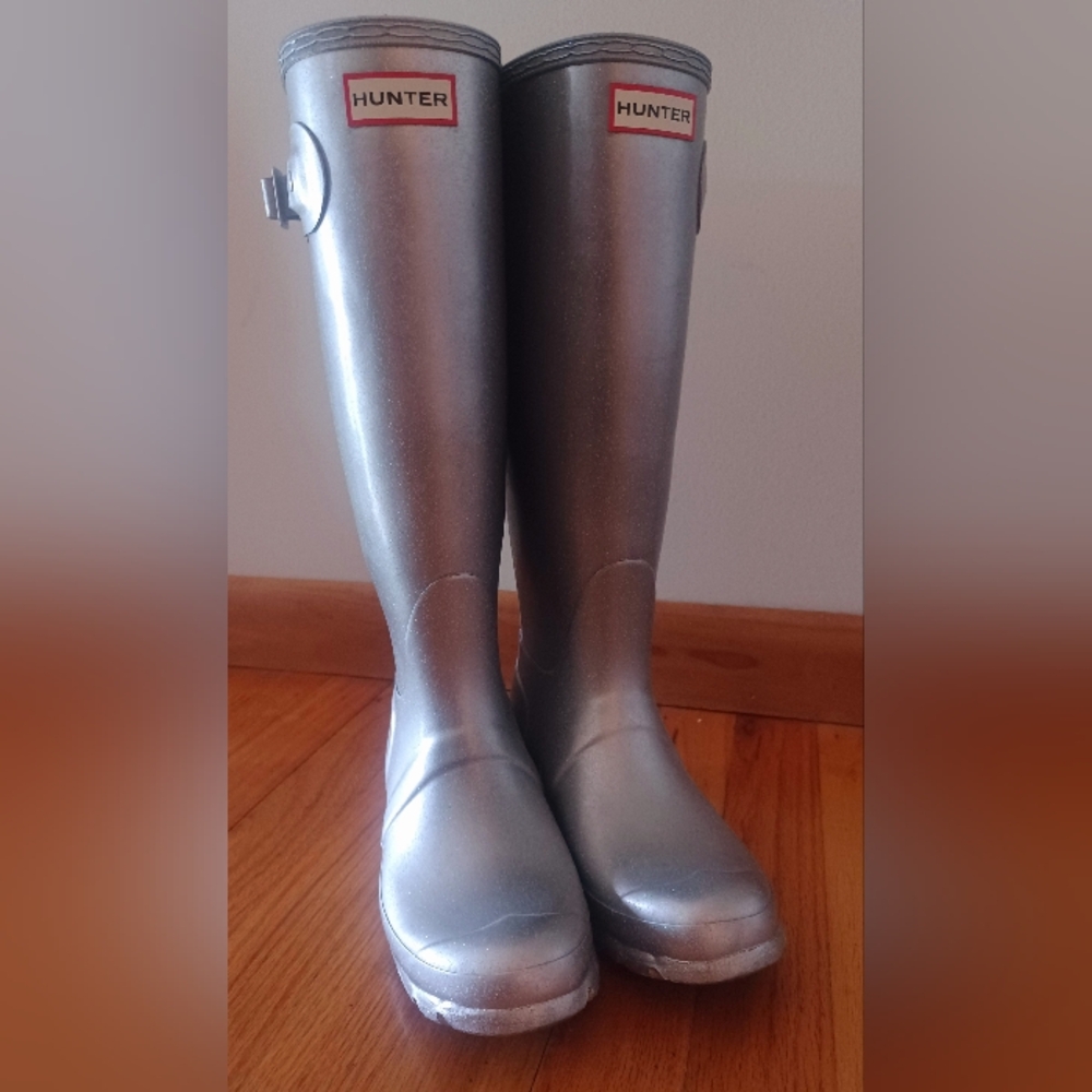 Hunter Boots-Silver-Sz 6